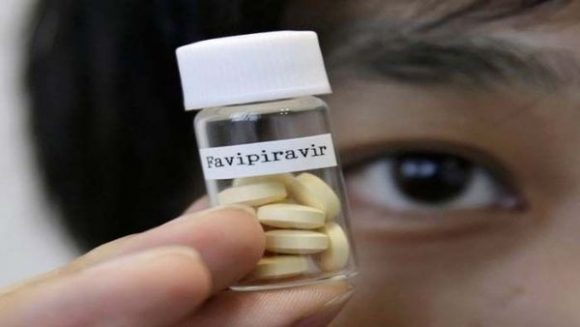 Avifavir fue desarrollado por el Fondo de Inversión Directa de Rusia y el grupo farmacéutico ChemRar Avifavir fue desarrollado por el Fondo de Inversión Directa de Rusia y el grupo farmacéutico ChemRar