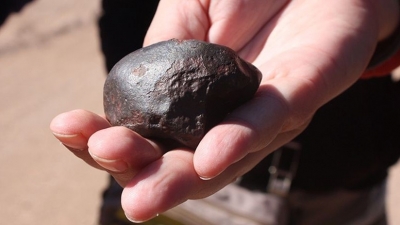 Encuentran meteoritos que pueden arrojar luz sobre el nacimiento del sistema solar 
