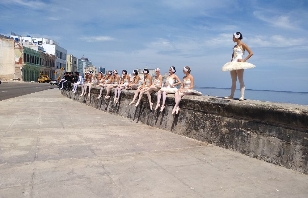 La profesionalidad de nuestros bailarines es incuestionable, máxime cuando de homenajear a La Habana y fusionar su talento con la música de Chucho Valdés se trata. Foto: del autor.