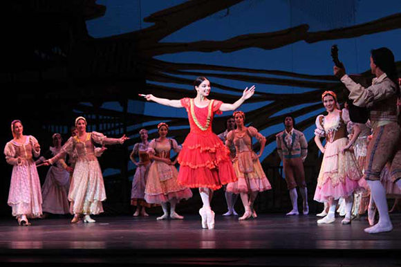 Deslumbrante estuvo la primera bailarina Viengsay Valdés en el papel de Kitri