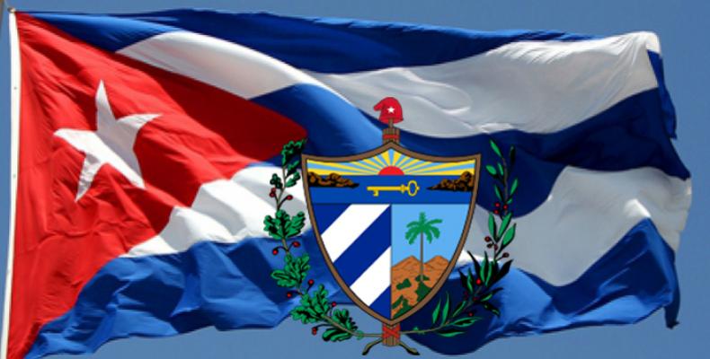 La bandera y el escudo cubanos