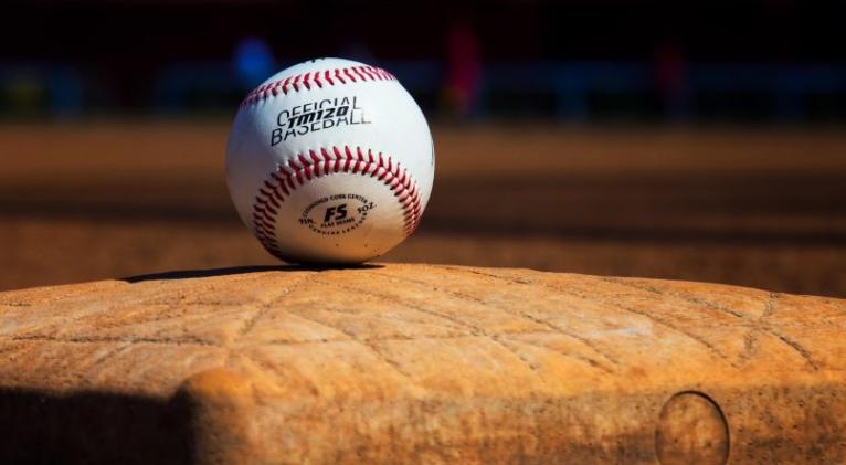 Instituciones beisboleras de Australia y Cuba firman memorando