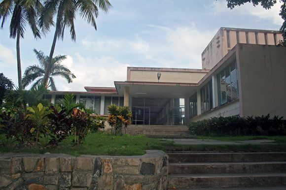 Biblioteca de la  Universidad Central “Marta Abreu” de Las Villas (UCLV)