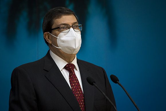 Canciller cubano presenta informe sobre impacto del bloqueo de Estados Unidos contra Cuba Canciller cubano presenta informe sobre impacto del bloqueo de Estados Unidos contra Cuba