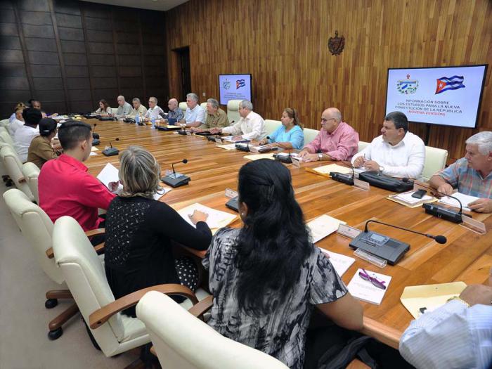 Comisión para reforma constitucional en Cuba