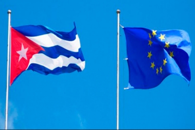 Banderas de Cuba y la Unión Europea