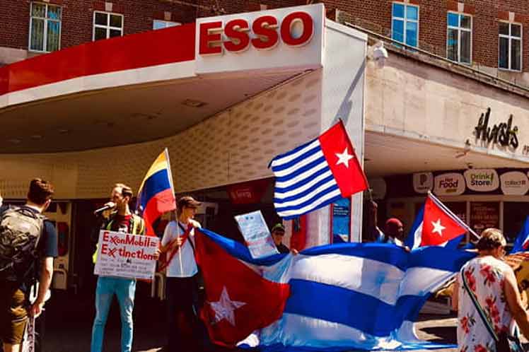 Nuevas protestas contra ExxonMobil en Londres