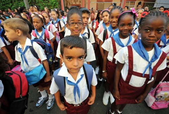 Comienza el curso escolar en Cuba. 