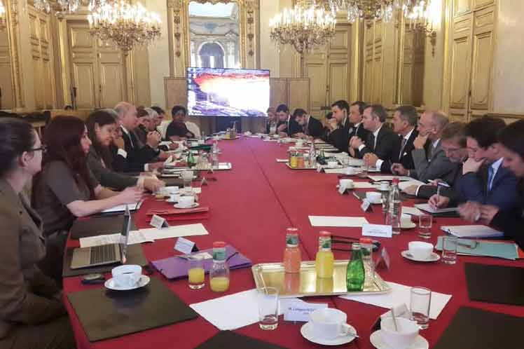 Cuba y Francia analizan implementación de Agenda Económica Bilateral 