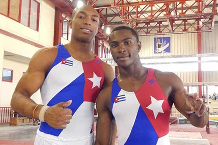 Gimnastas cubanos