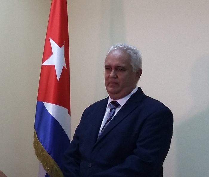 director general de Asuntos Bilaterales del Ministerio de Relaciones Exteriores de la isla, Emilio Lozada