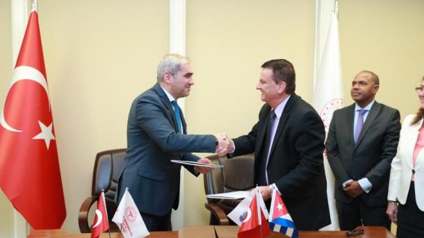 Firman Turquía y Cuba acuerdo de cooperación