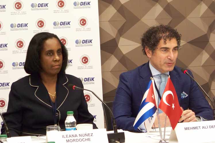 Cuba presenta a empresarios turcos oportunidades de inversión