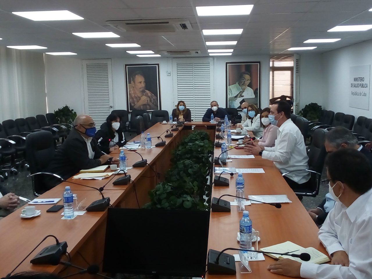 Intercambian ministros de Salud de Cuba y Venezuela experiencias en el enfrentamiento a la Covid-19