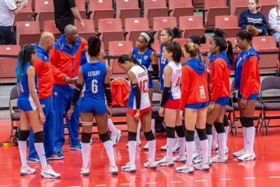 El equipo femenino de Cuba de voleibol