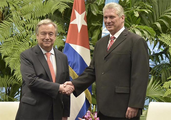 El presidente cubano y el secretario general de la ONU en un encuentro durante la visita oficial de Guterres a La Habana en mayo de 2018. Foto: Estudios Revolución.