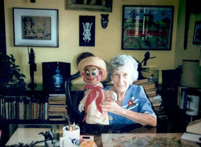 Escritora Dora Alonso y Pelusin