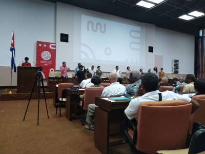 Conceden a Díaz-Canel la Medalla XXXV Aniversario del ISDi 