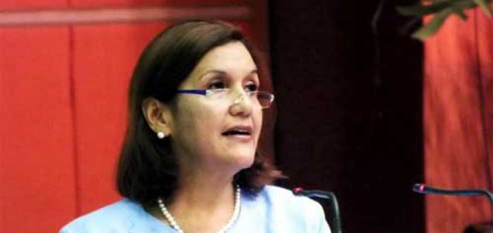 Ministra de Ciencia, Elba Rosa Pérez Montoya 