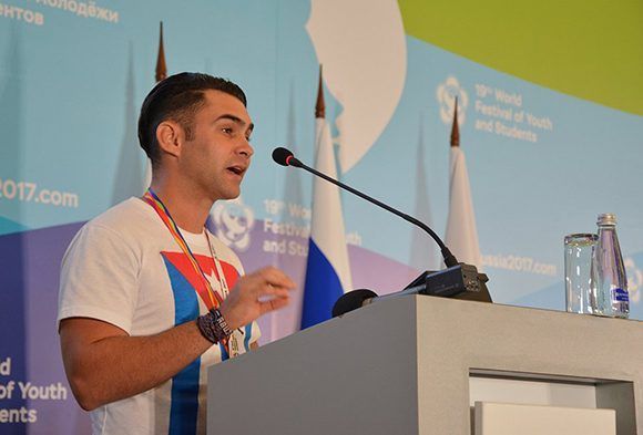  Elián González