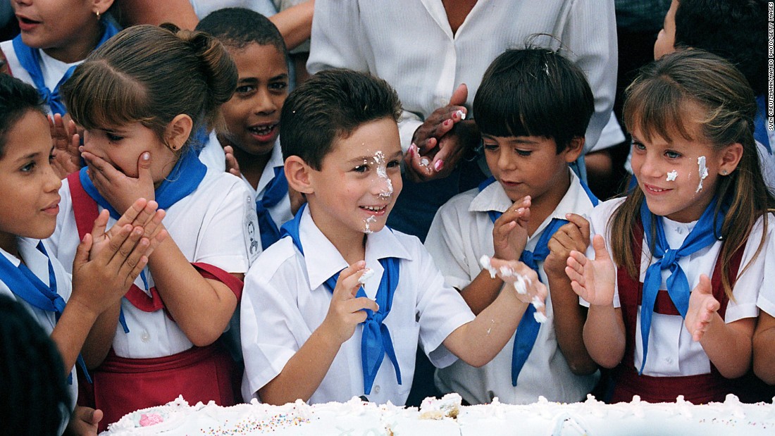 Elián y los pioneros