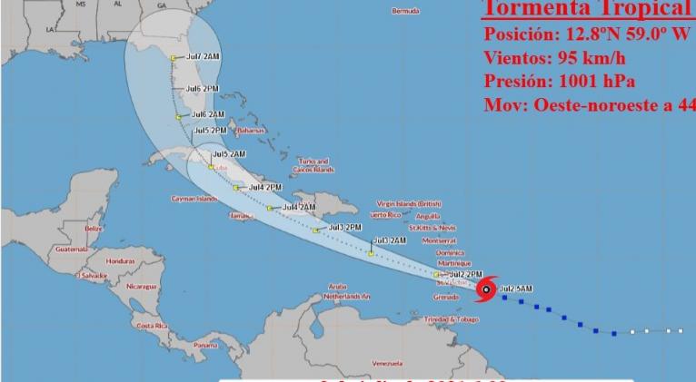 Elsa se intensifica ligeramente en su rumbo hacia las Antillas Menores