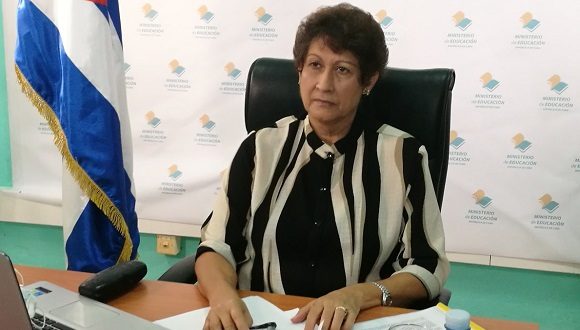La ministra de Educación, Dra. Ena Elsa Velázquez Cobiella. Foto: Twitter de la Ministra.