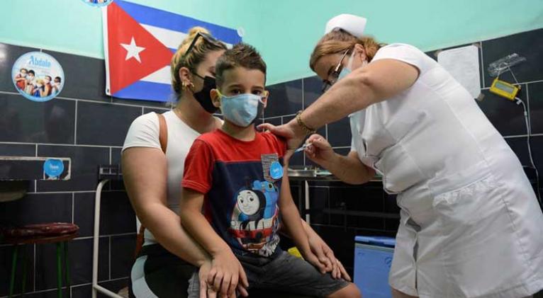 Cuba comienza vacunación de ensayo en niños convalecientes de Covid-19