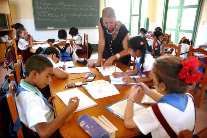 UNESCO reconoce una vez más logros de Cuba en materia educativa UNESCO reconoce una vez más logros de Cuba en materia educativa