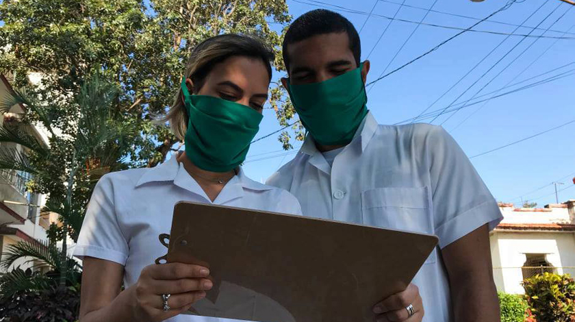 Los estudiantes de medicina han destacado por su labor de enfrentamiento a la Covid-19 mediante la pesquisa activa(Foto: Madelín Ramírez Pérez) (ACN)