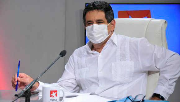 Dr. Eulogio Pimentel, vicepresidente de BioCubaFarma. Foto: Roberto Garaicoa/ Mesa Redonda. Dr. Eulogio Pimentel, vicepresidente de BioCubaFarma. Foto: Roberto Garaicoa/ Mesa Redonda.