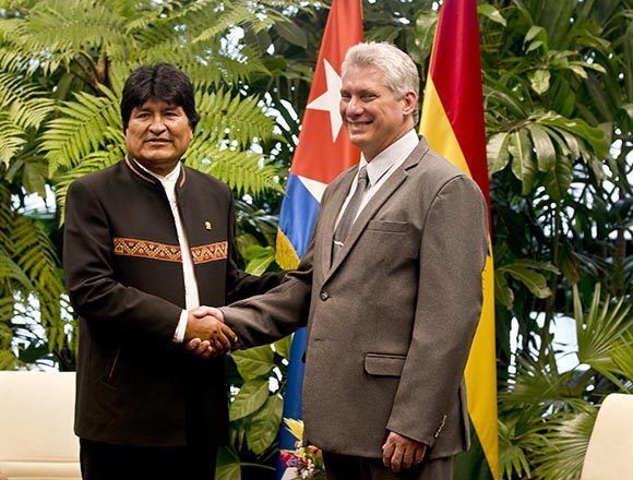 Miguel Díaz-Canel recibe al Presidente de Bolivia