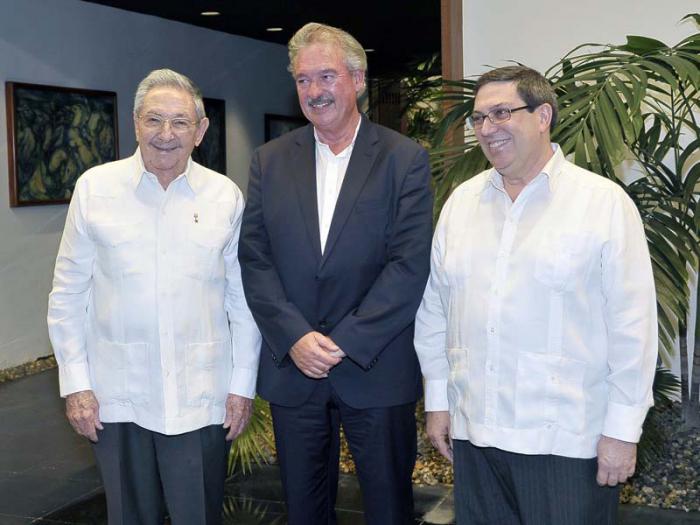 Raúl Castro Ruz,  Jean Asselborn y Bruno Rodríguez Parrilla