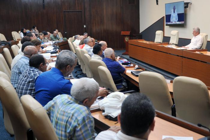 Evalúa Consejo de Ministros recuperación en La Habana