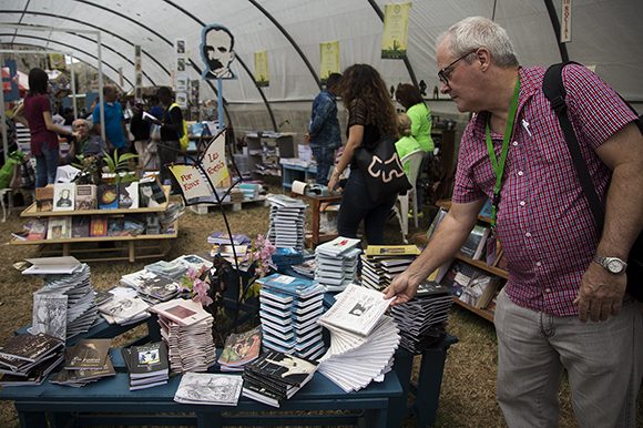 La Feria del Libro es tremenda novela