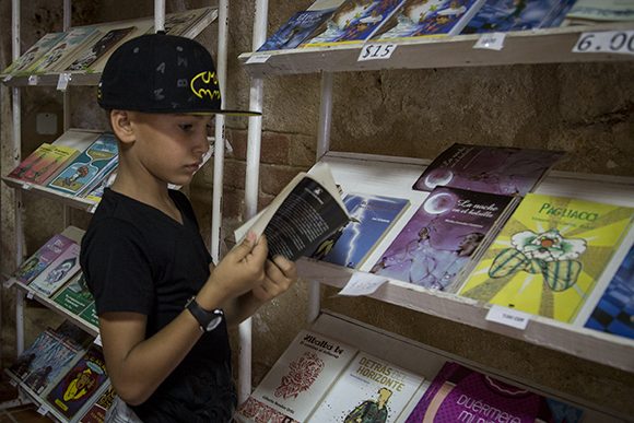 Incentivar el hábito de la lectura desde pequeños.