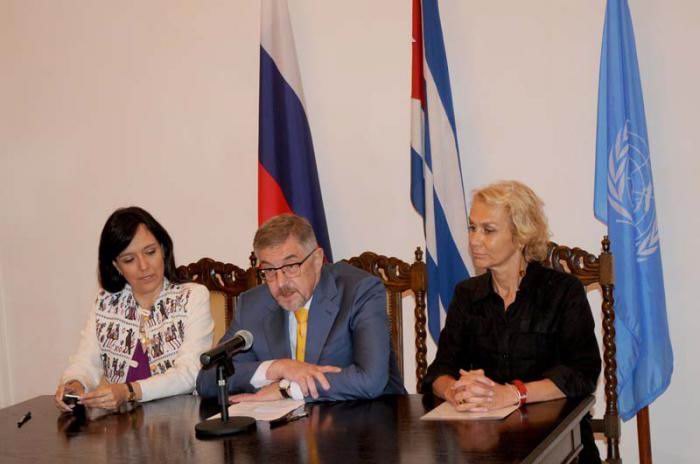 De izquierda a derecha: María Machicado Terán, representante de la Unicef en Cuba; Mikhail Kamynin, embajador ruso en la Isla, y Myrta Kaulard, representante residente del PNUD en nuestro país.