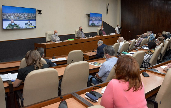 Cortar la propagación de la epidemia requiere el empeño de todos Cortar la propagación de la epidemia requiere el empeño de todos