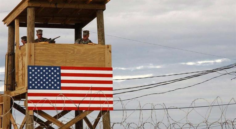       La cárcel, ubicada el la ilegalmente ocupada Base de Guantánamo, es el único lugar donde se tortura en Cuba 