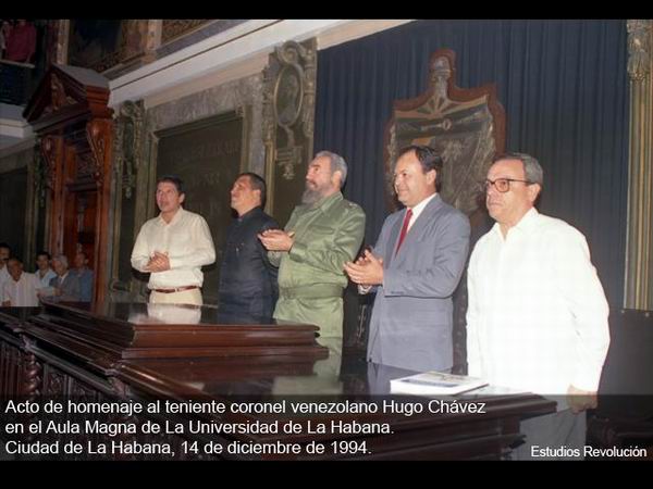 Fidel y Chávez en aula magna de la UH