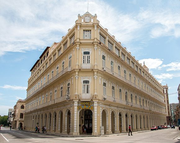 Hotel Plaza. Foto: Abel Padrón Padilla/Cubadebate.