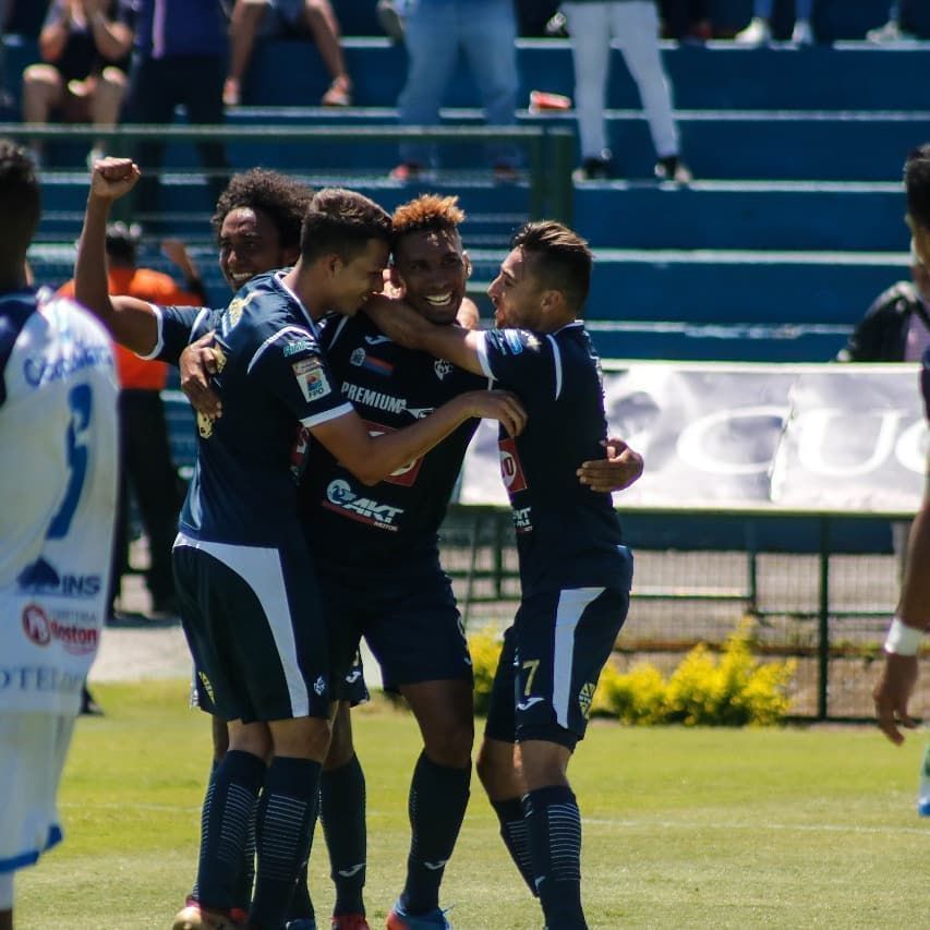 Marcel Hernández se ha convertido en uno de los mejores jugadores del Cartaginés. Foto tomada del peril en Instagram de Marcel Hernández.