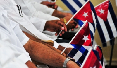Médicos cubanos ofrecen solidaridad