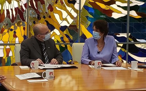 Los estudiantes que aspiran a ingresar al IPVCE no realizarán exámenes, informó Velázquez Cobiella.