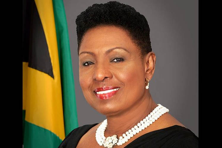 Ministra de Cultura, Género, Entretenimiento y Deporte de Jamaica, Olivia Grange
