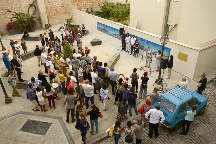 Mural de azulejos donado por la República de Turquía se suma a los atractivos que de por sí ya tiene esa zona de la parte más antigua de la ciudad