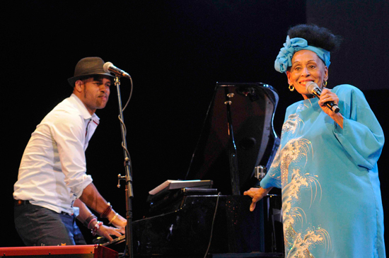 El festival Artes de Cuba: De la Isla para el Mundo, el cual tendrá apertura con un gran concierto de Omara Portuondo. 