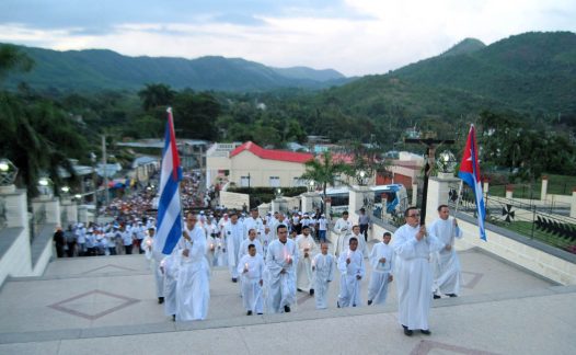 Peregrinación por el centenario de la proclamación de la Virgen de la Caridad como Patrona de Cuba