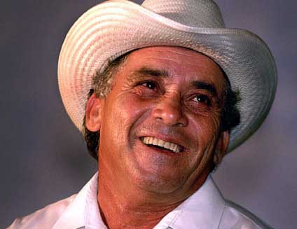 Cantante cubano Polo Montañéz