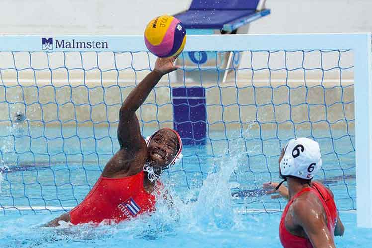 Equipo femenino cubano de polo acuático